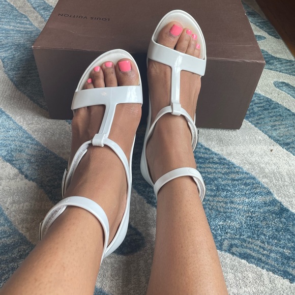 Louis Vuitton white wedge sandals - Picture 6 of 9
